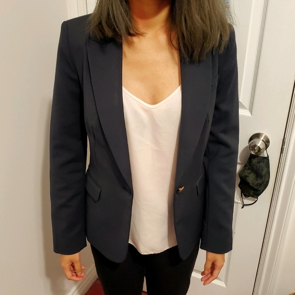 ⬇️ Zara Basic Navy Blazer with Gold Detail Buttons - Picture 2 of 5